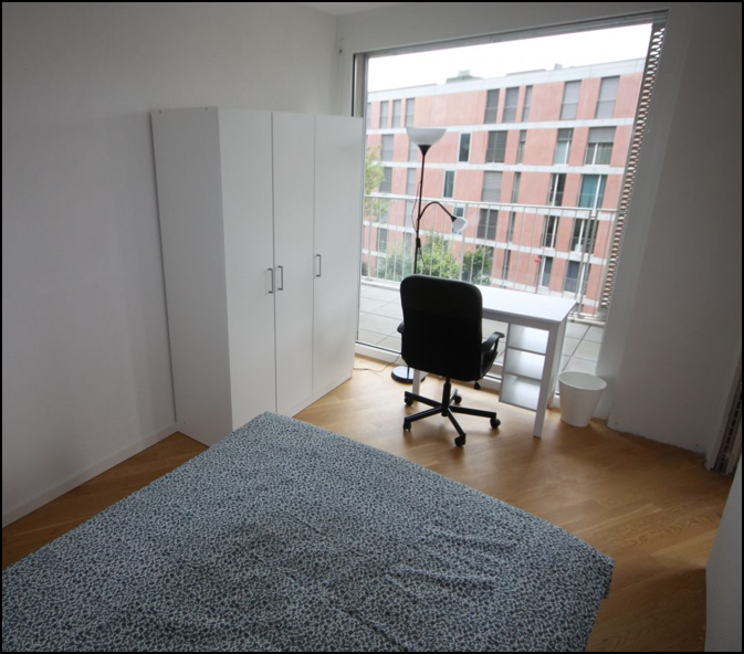 Rionzi – Petite chambre double dans une grande colocation